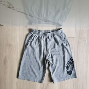 Nike Shorts Boys L Grey SB Fleece Drawstring Comfort Fit Skate Gear‎